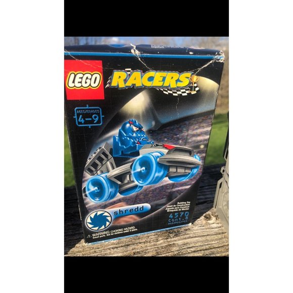 Shredd Lego Racers Figure Car and Launch Case Complete 1990’s vintage with BOX - Picture 5 of 6